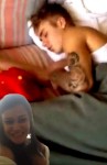 Justin Bieber halbnackt im Bett der Pornodarstellerin Tati Neves, mit der er eine Affäre haben soll