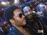 Lenny Kravitz und Adrien Brody Arm in Arm