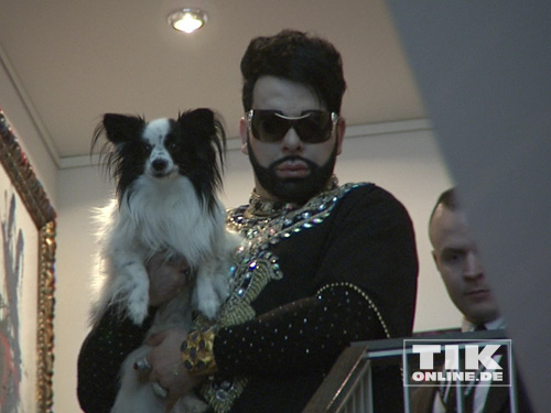 Harald Glööckler mit seinem Hund Billy King | TIKonline.de