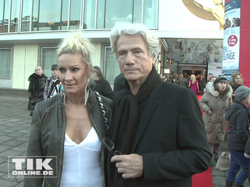 Jürgen Prochnow mit seiner Ehefrau Birgit Stein | TIKonline.de