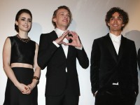 Lily Collins, Jamie Campbell Bower und Robert Sheehan