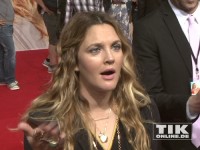 Drew Barrymore leicht verpeilt bei der Premiere von "Urlaubsreif" in Berlin