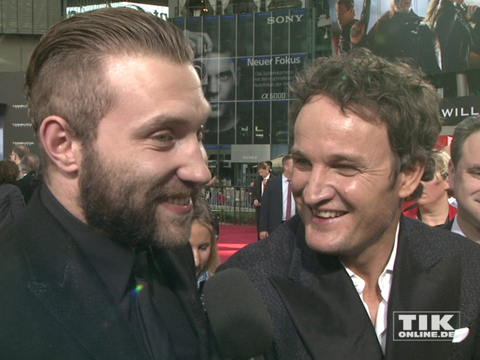 Jai Courtney und Jason Clarke bei der Premiere von "Terminator Genisys" in Berlin